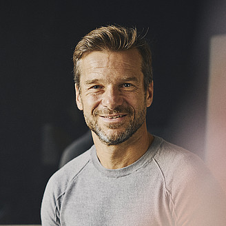 Wolfgang Jenewein – © Universität St. Gallen / Privat/Non-kommerziell Der St. Galler Professor für Betriebswirtschaft Wolfgang Jenewein spricht im Interview mit RATIO KOMPAKT, dem Newsletter des RKW Baden-Württemberg, über Umbrüche sowie agile und andere Führung